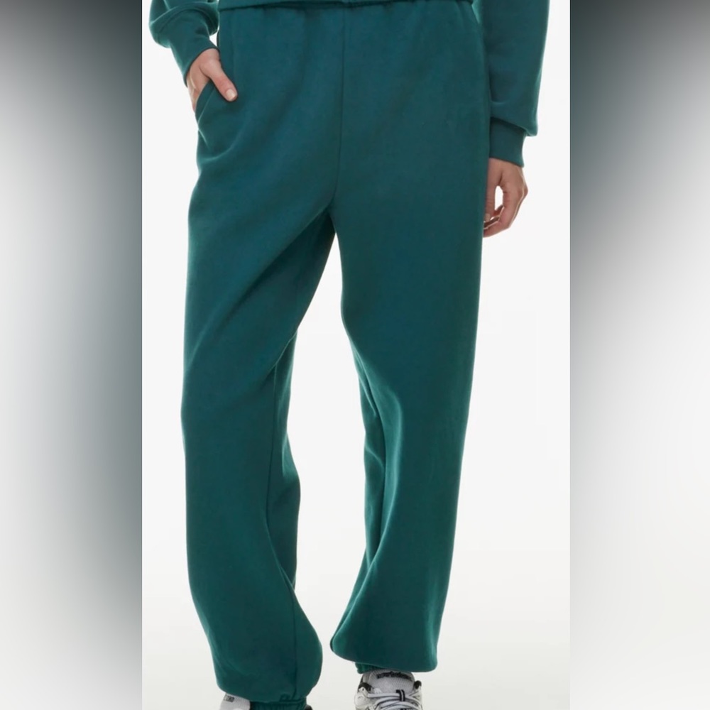 Aritzia: TNA Sweatfleece Cozy Fleece - Boyfriend Fit - Size S